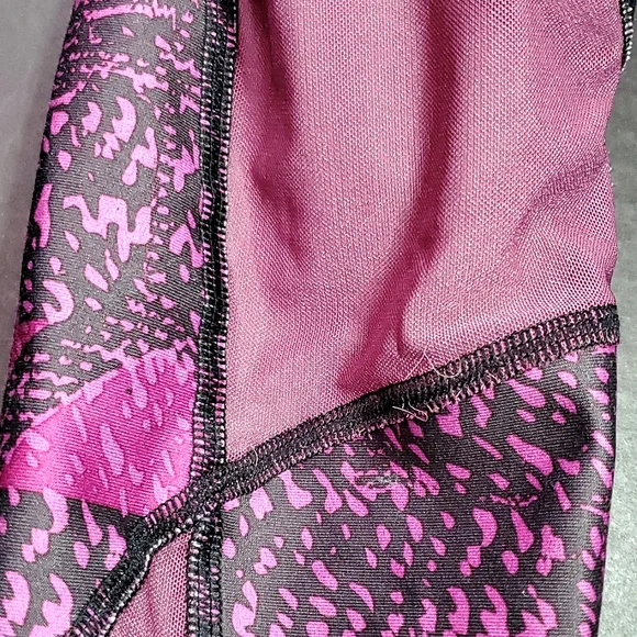 Under Armour Heat Gear Compression Leggings - Size X-Small - Picture 6 of 13